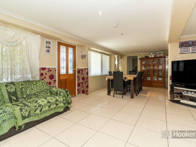 5 Coomaroo Street, Durack QLD 4077