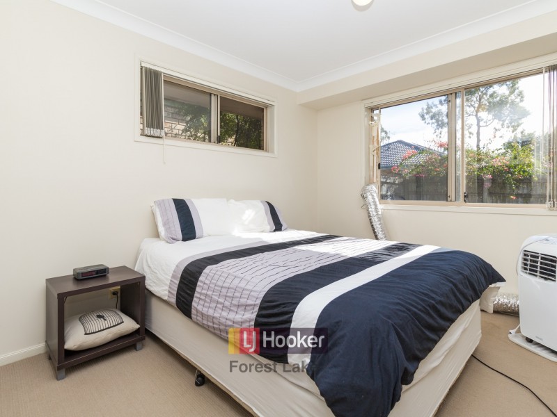 31 Laricina Circuit, Forest Lake QLD 4078