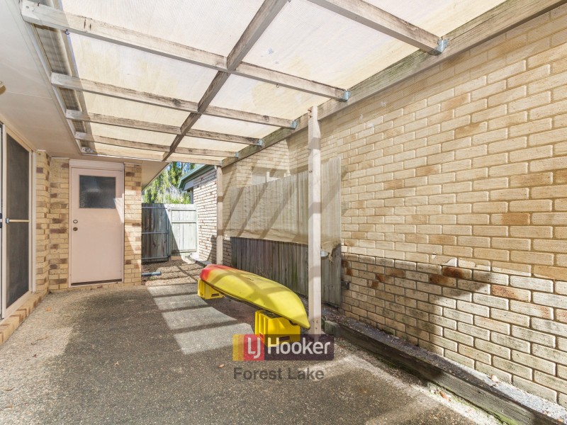 31 Laricina Circuit, Forest Lake QLD 4078