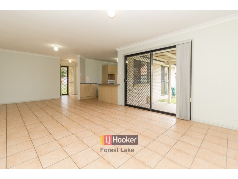 14 Sherwood Place, Forest Lake QLD 4078