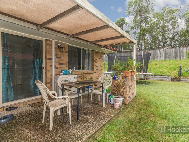 22 Hyde Place, Forest Lake QLD 4078