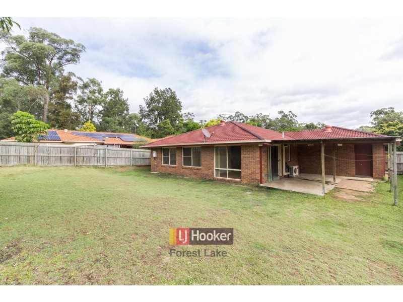 77 Brooklands Circuit, Forest Lake QLD 4078