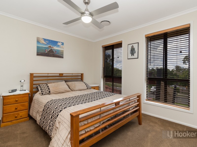 8 Claremont Parade, Forest Lake QLD 4078