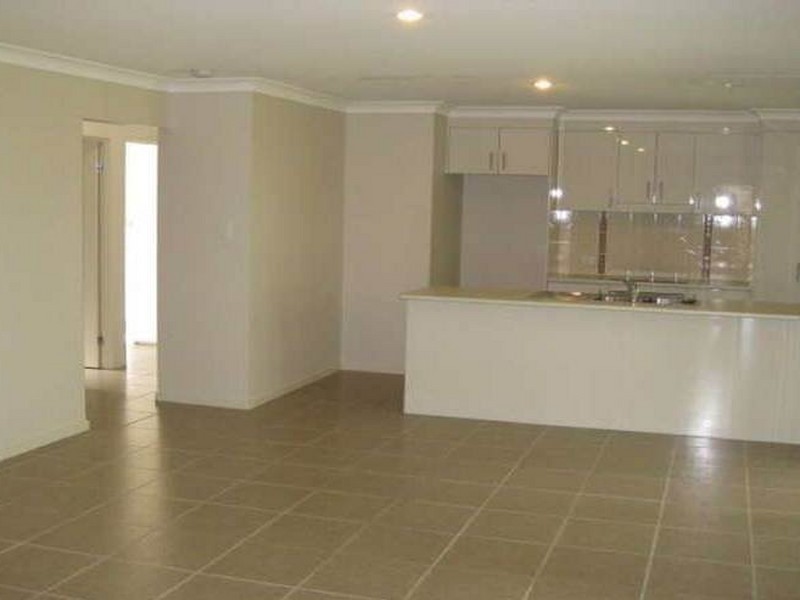 55 Brushwood Circuit, Forest Lake QLD 4078