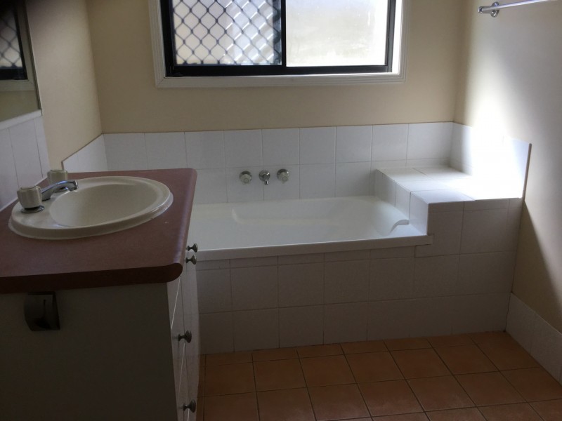 3 Crediton Place, Forest Lake QLD 4078