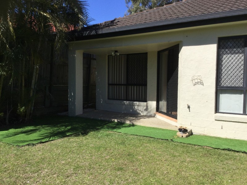 3 Crediton Place, Forest Lake QLD 4078