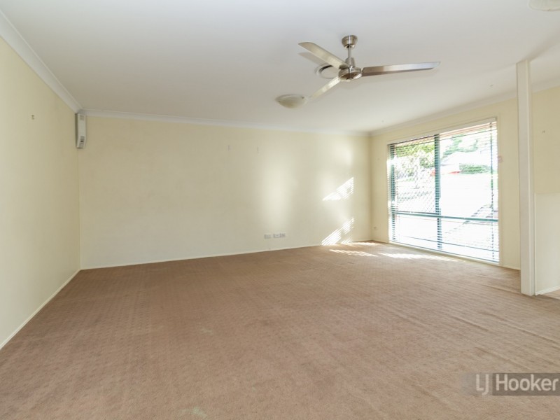 7 Honeysuckle Place, Forest Lake QLD 4078
