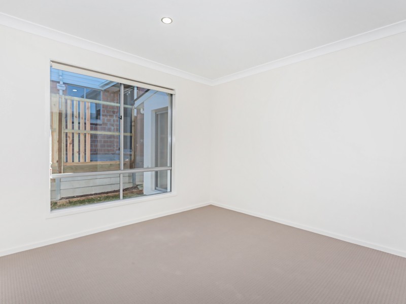 54 The Avenue, Heathwood QLD 4110