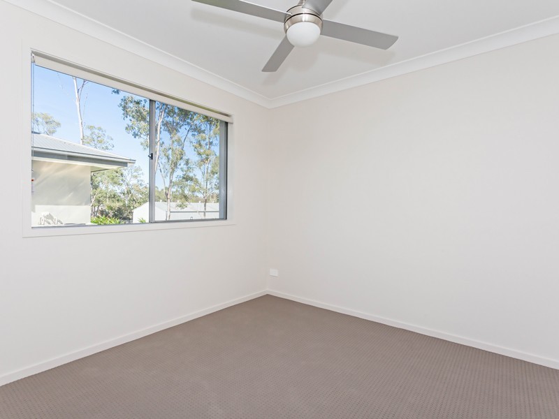 54 The Avenue, Heathwood QLD 4110