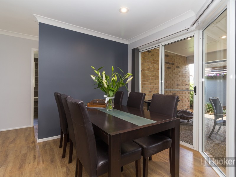 9 Blaxland Place, Forest Lake QLD 4078