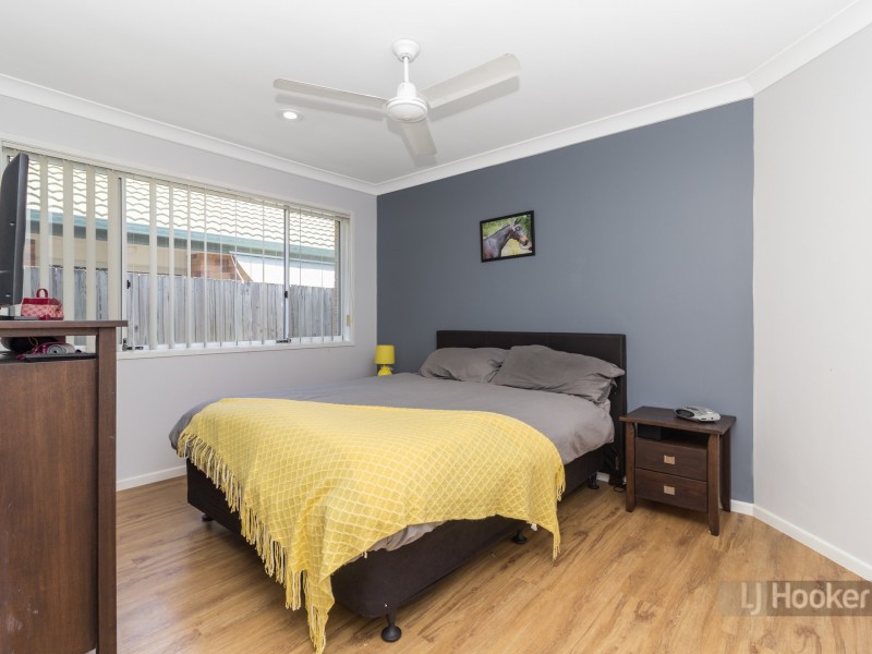 9 Blaxland Place, Forest Lake QLD 4078