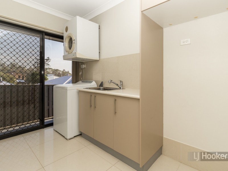 19 Hunter Close, Calamvale QLD 4116