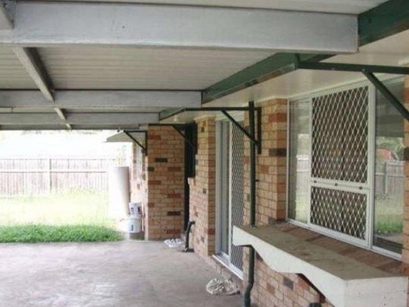 18 Halfmoon Street, Browns Plains QLD 4118