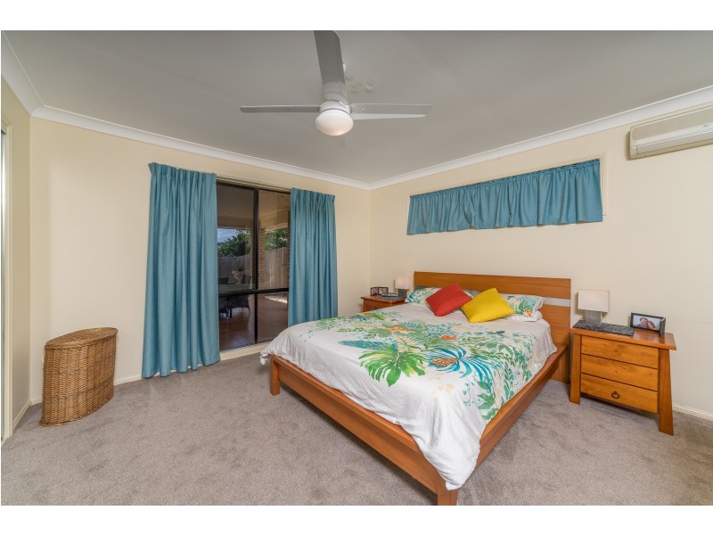 6 Cheltenham Place, Forest Lake QLD 4078