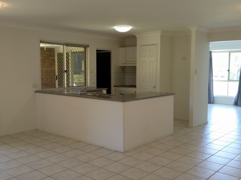 10 Bettong Place, Doolandella QLD 4077