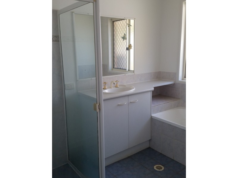 10 Bettong Place, Doolandella QLD 4077