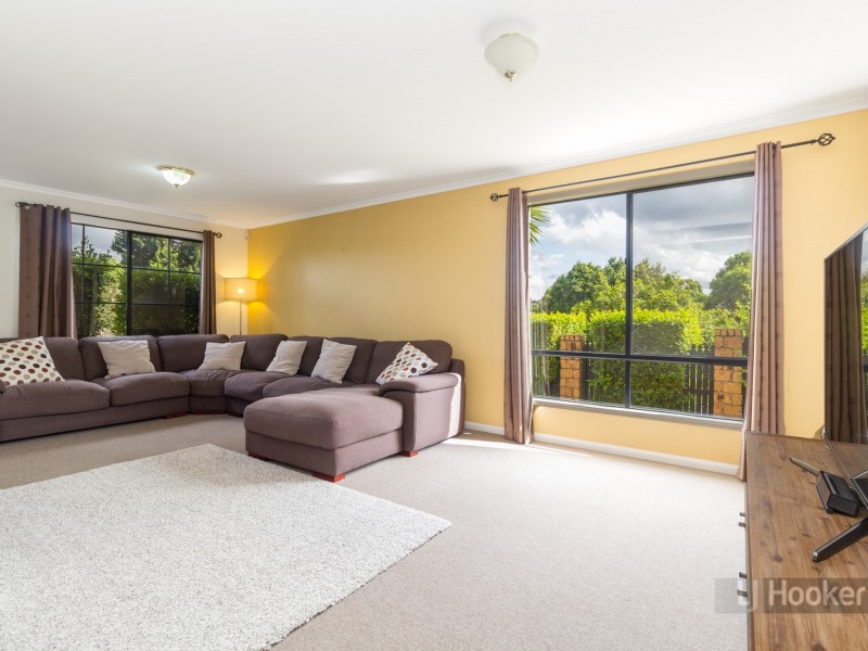 27 Vaucluse Street, Forest Lake QLD 4078