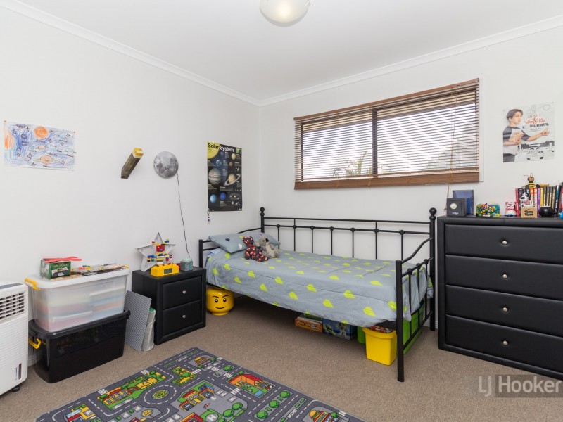 27 Vaucluse Street, Forest Lake QLD 4078