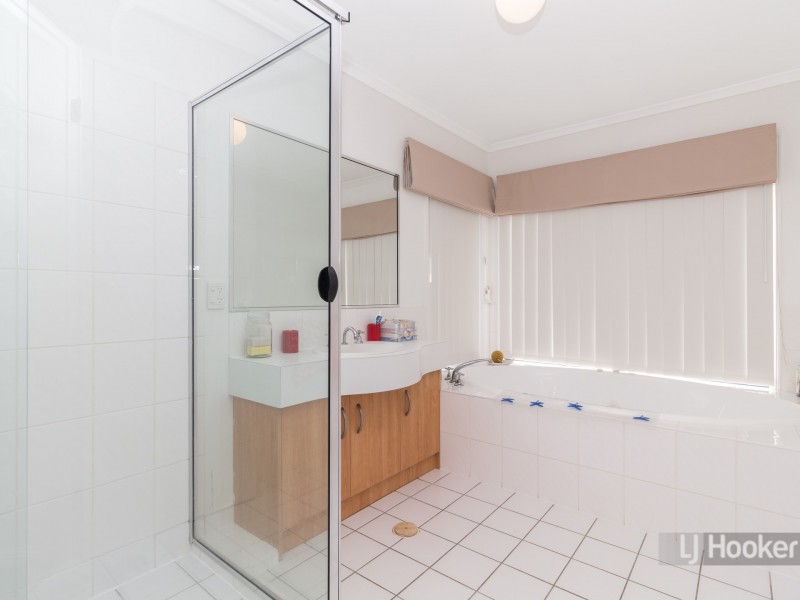 27 Vaucluse Street, Forest Lake QLD 4078