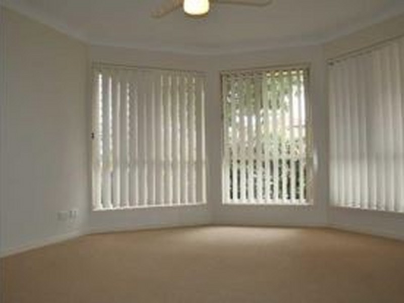 6 Joffre Place, Forest Lake QLD 4078