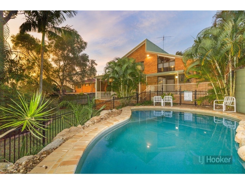 17 Karen Street, Camira QLD 4300