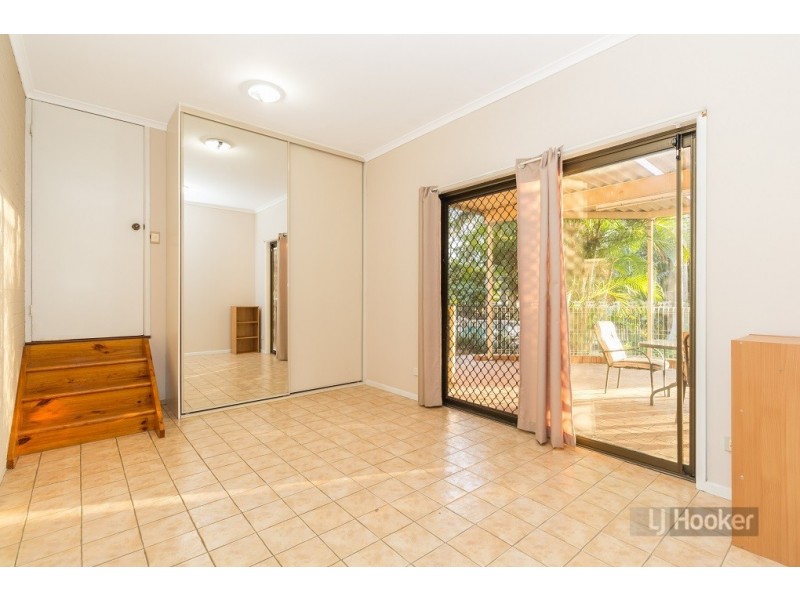 17 Karen Street, Camira QLD 4300