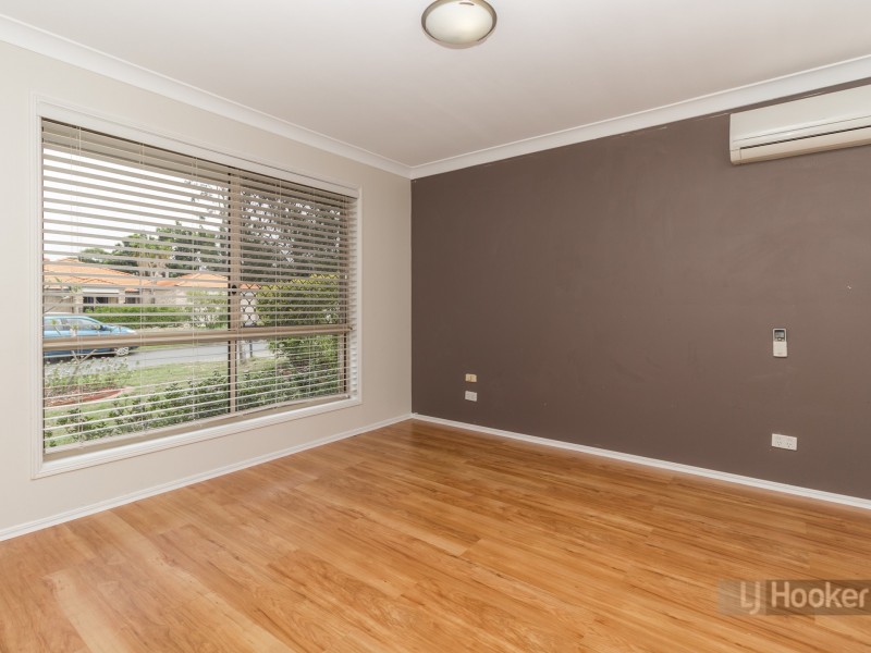 3 Winnecke Close, Forest Lake QLD 4078