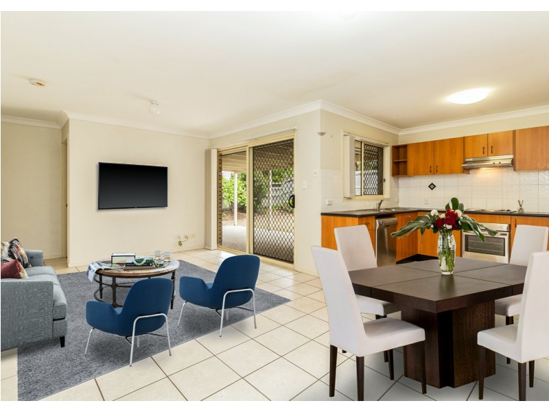 9 Taylor Place, Forest Lake QLD 4078