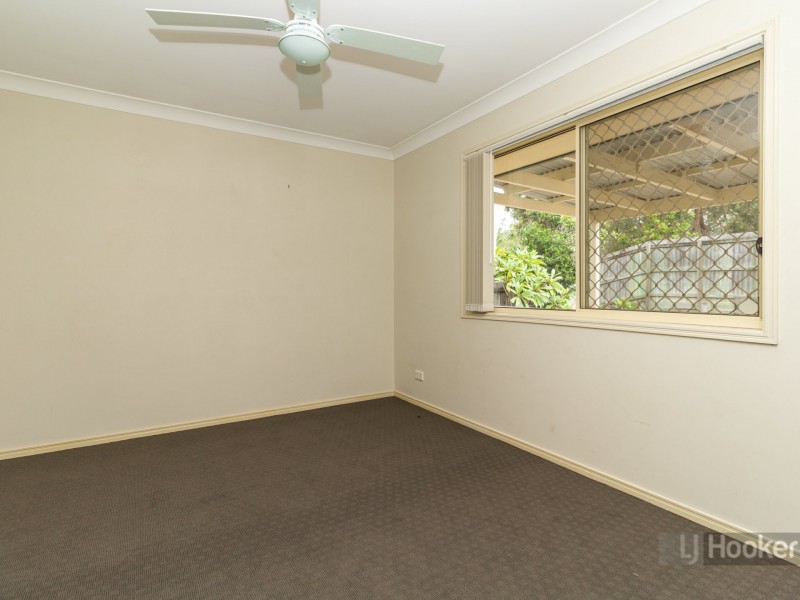 9 Taylor Place, Forest Lake QLD 4078