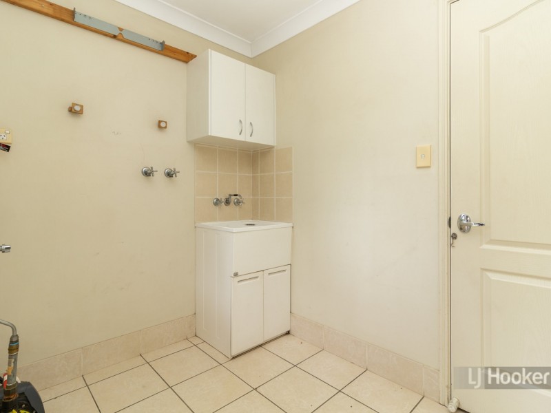 9 Taylor Place, Forest Lake QLD 4078