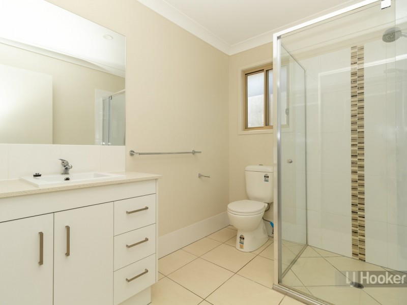 8 Kent Street, Heathwood QLD 4110