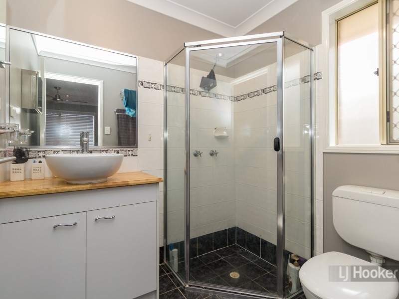 5 Horton Place, Forest Lake QLD 4078