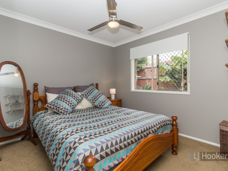 5 Horton Place, Forest Lake QLD 4078