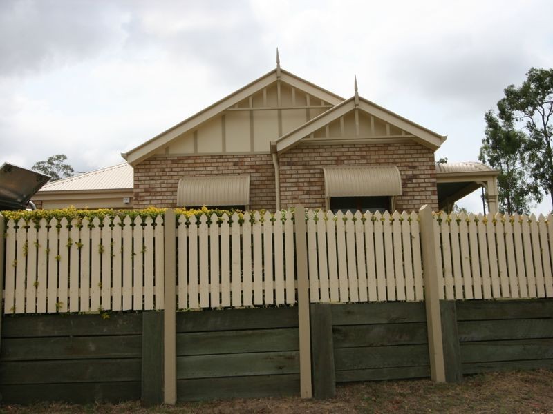 7 Nullarbor Circuit, Forest Lake QLD 4078