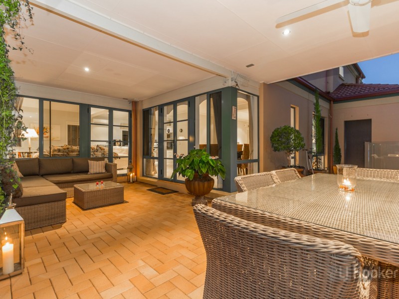 13 Toorak Place, Forest Lake QLD 4078