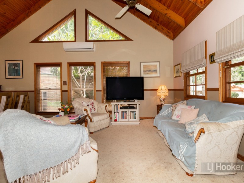 79 Banksia Circuit, Forest Lake QLD 4078