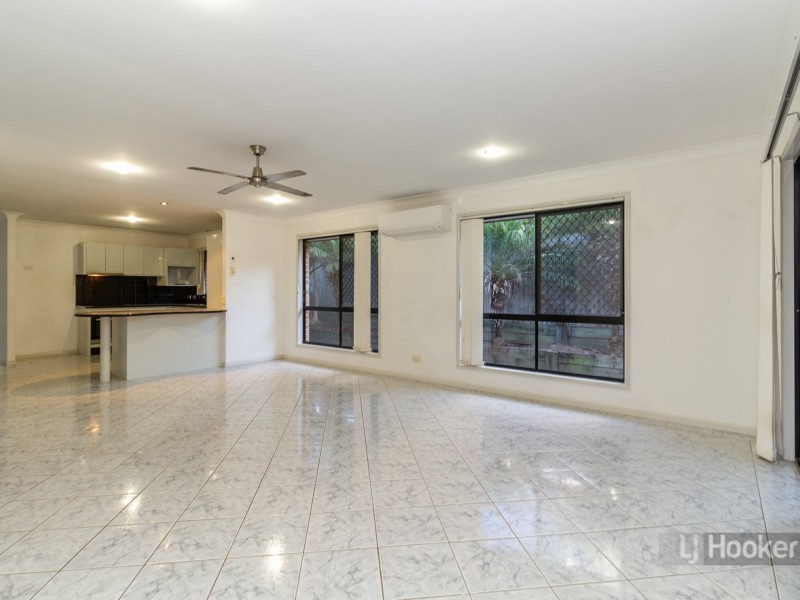 10 Milliken Circuit, Forest Lake QLD 4078