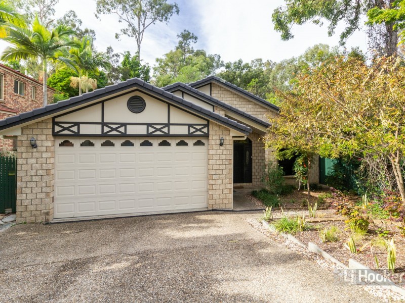 7 Windsor Place, Forest Lake QLD 4078