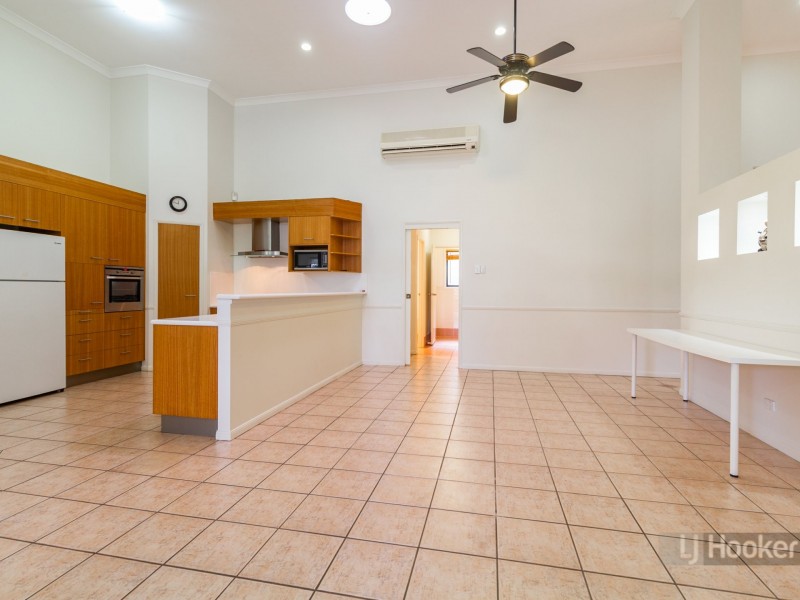 7 Windsor Place, Forest Lake QLD 4078