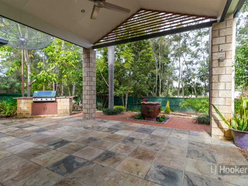 7 Windsor Place, Forest Lake QLD 4078