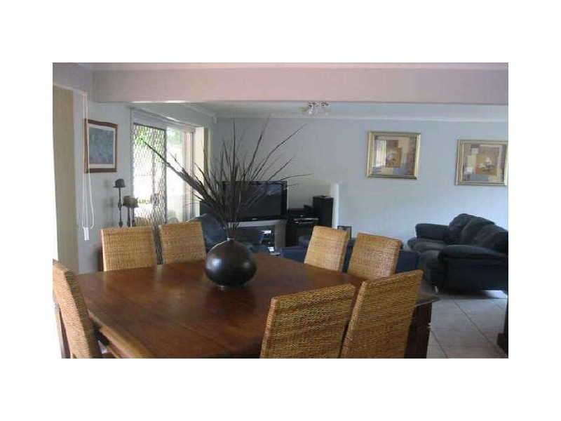 29 Metropole Street, Robertson QLD 4109