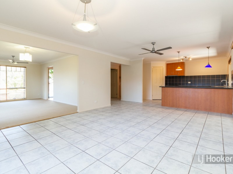 10 Canterbury Close, Forest Lake QLD 4078