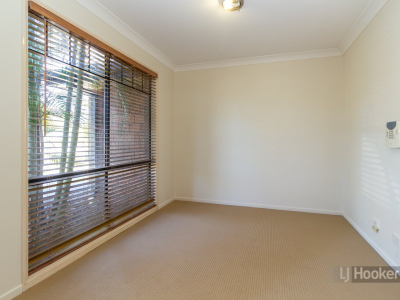 10 Canterbury Close, Forest Lake QLD 4078