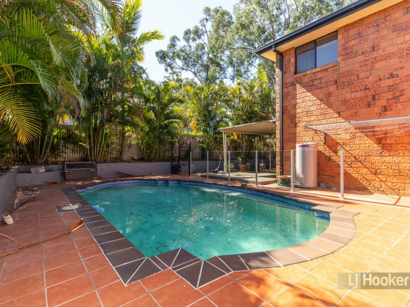 10 Canterbury Close, Forest Lake QLD 4078