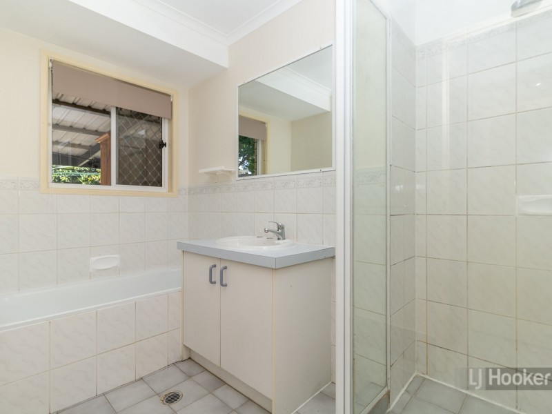 24 Brushtail Crescent, Doolandella QLD 4077
