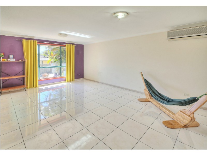 10 Sugarloaf Street, Forest Lake QLD 4078