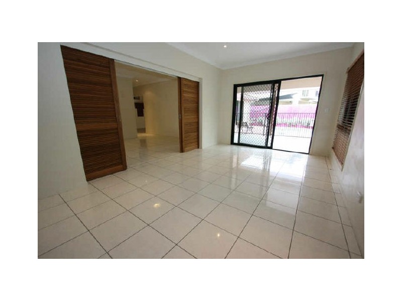 60 Catalina Circuit, Forest Lake QLD 4078