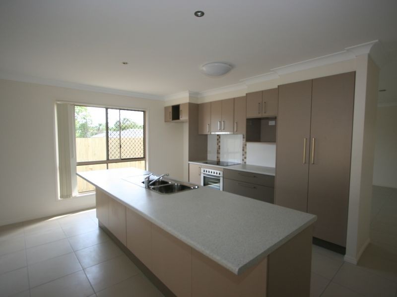 8 Finetti Circuit, Durack QLD 4077