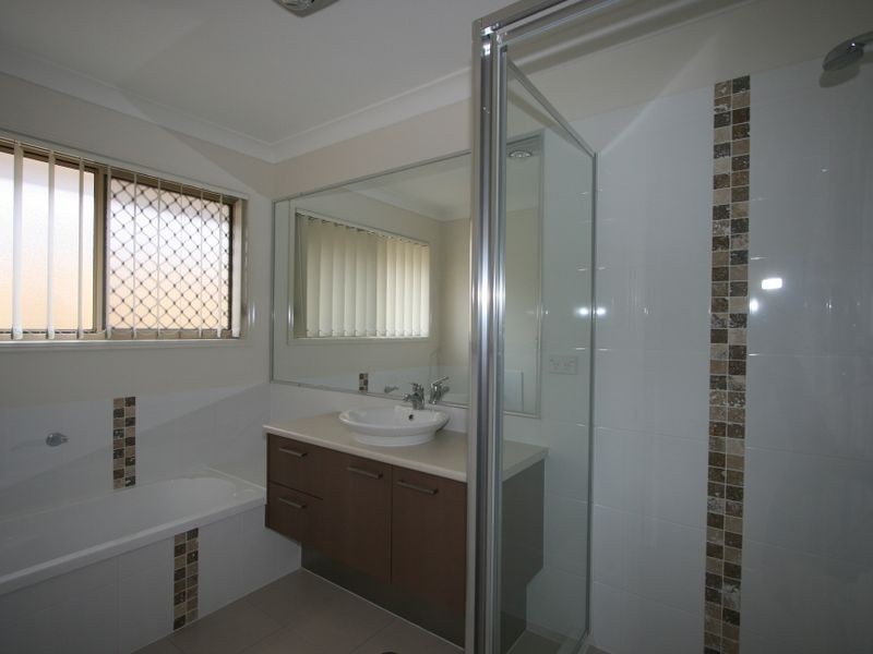 8 Finetti Circuit, Durack QLD 4077