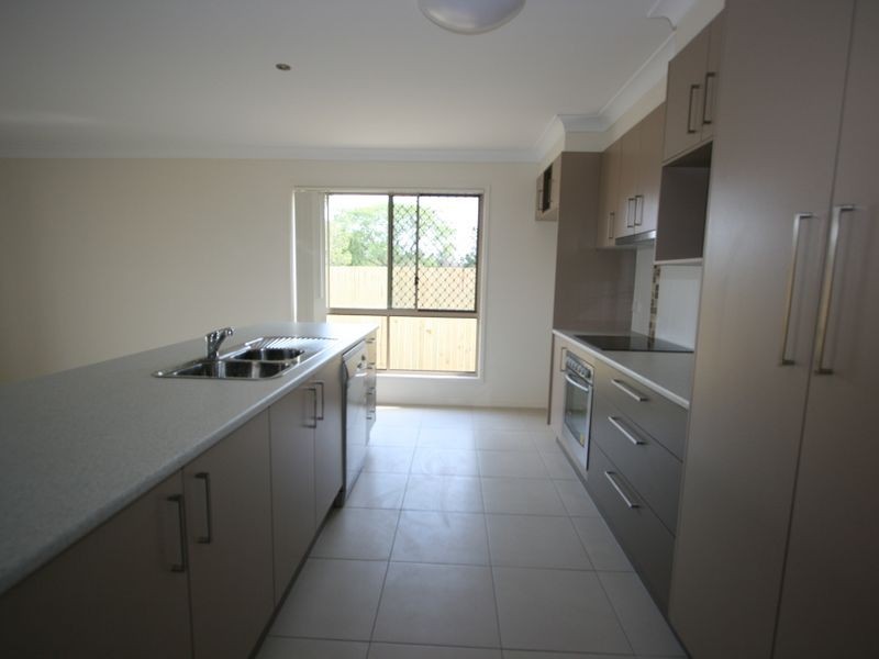 8 Finetti Circuit, Durack QLD 4077